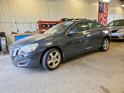 YV1612FHXD1****** 2013 Volvo S60