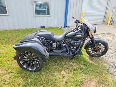 1HD1MCP18PB****** 2023 Harley-Davidson Freewheeler