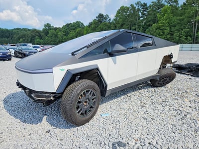 7G2CEHED5RA****** 2024 Tesla Cybertruck