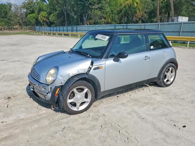 WMWRC334X2T****** 2002 MINI Cooper