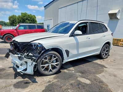 5UX43EU02T9****** 2026 BMW X5