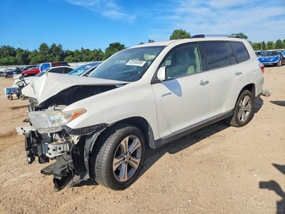 5TDYK3EH7DS****** 2013 Toyota Highlander