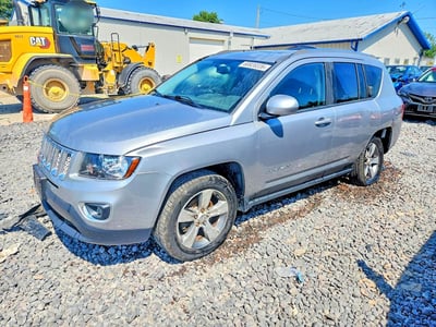 1C4NJCEA5GD****** 2016 Jeep Compass