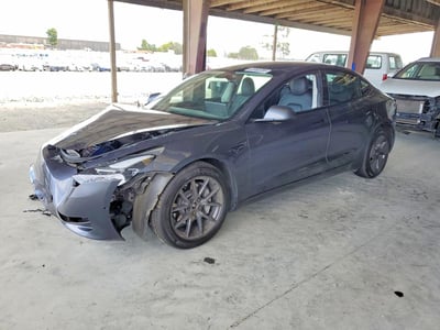 5YJ3E1EB2MF****** 2022 Tesla Model 3