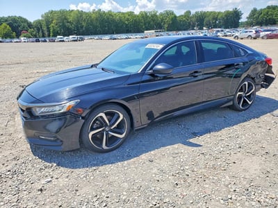 1HGCV1F31JA****** 2018 Honda Accord