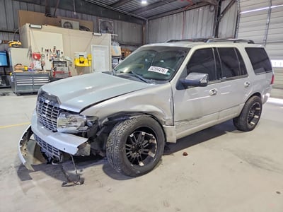 5LMJJ2J54CE****** 2012 Lincoln Navigator