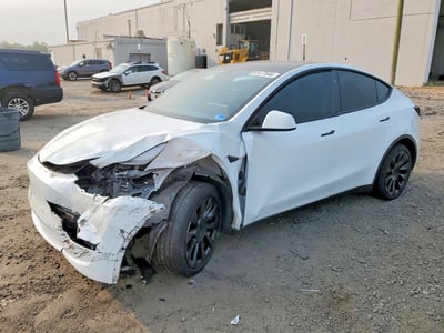 7SAYGDEE1RA****** 2024 Tesla Model Y