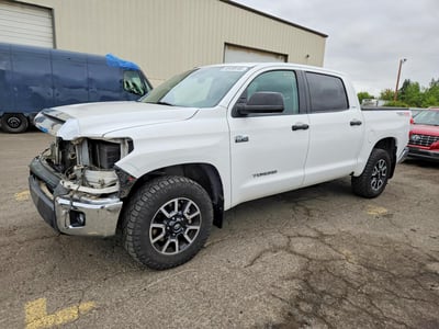 5TFDY5F19KX****** 2019 Toyota Tundra