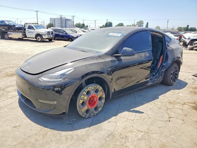 7SAYGAEE7RF****** 2024 Tesla Model Y