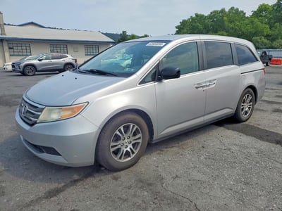 5FNRL5H66DB****** 2013 Honda Odyssey