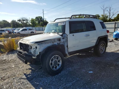 JTEBU4BF8DK****** 2013 Toyota FJ Cruiser