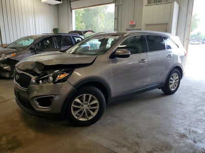 5XYPG4A32GG****** 2016 Kia Sorento