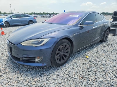 5YJSA1E21JF****** 2018 Tesla Model S