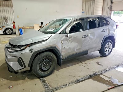 2T3G1RFV2RC****** 2024 Toyota RAV4
