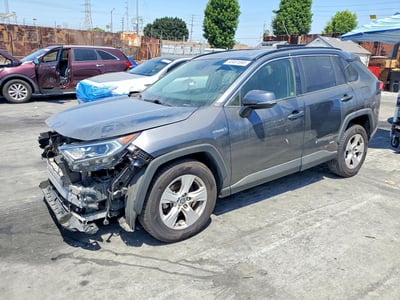 JTMRWRFV9LD****** 2020 Toyota RAV4