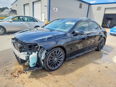 W1K3G4EB5NJ****** 2022 Mercedes-Benz A-Class