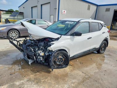 3N1CP5BV6ML****** 2021 Nissan Kicks