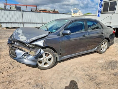 2T1BU4EE3DC****** 2013 Toyota Corolla