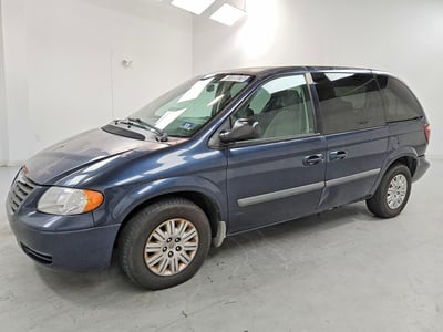 1A4GP45R26B****** 2006 Chrysler Town & Country