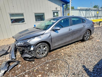 3KPF24AD1NE****** 2022 Kia Forte