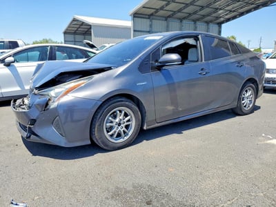 JTDKARFUXG3****** 2016 Toyota Prius