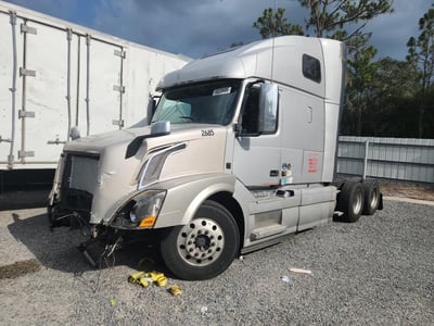 2018 Volvo Trucks VNL