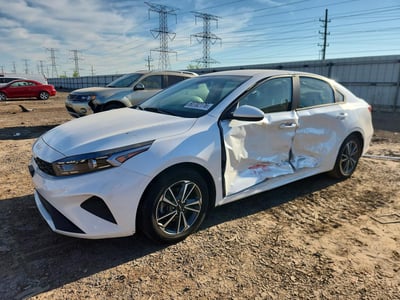 3KPF24AD7PE****** 2023 Kia Forte