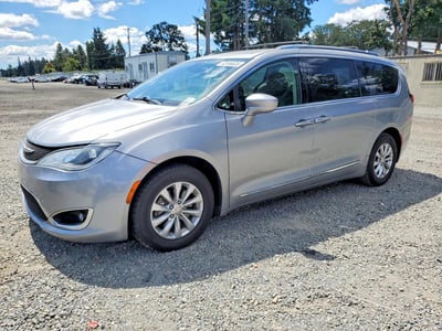 2C4RC1BG3KR****** 2019 Chrysler Pacifica