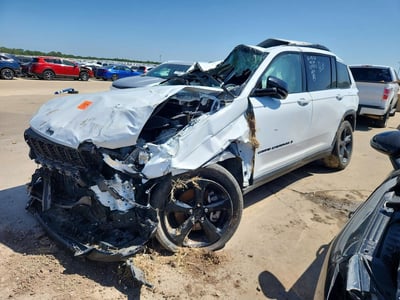 1C4RJKAG8P8****** 2023 Jeep Grand Cherokee Limited
