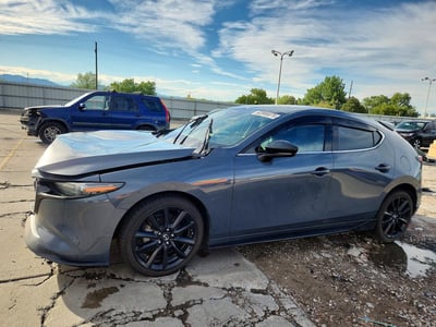 JM1BPAMLXM1****** 2021 Mazda 3