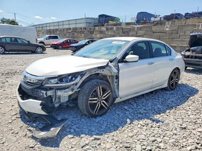 1HGCR2F5XHA****** 2017 Honda Accord