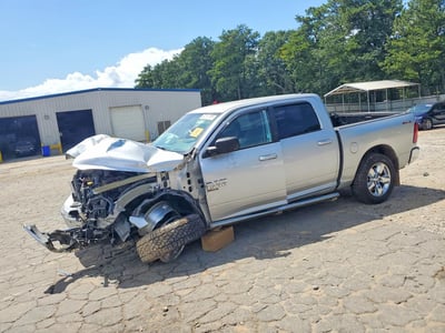 1C6RR7LT8KS****** 2019 RAM 1500