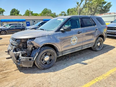 1FM5K8AR7FG****** 2015 Ford Explorer