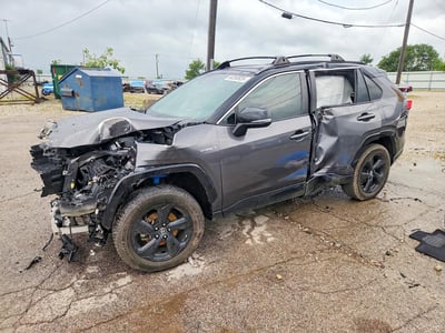 JTMEWRFV5KJ****** 2019 Toyota RAV4