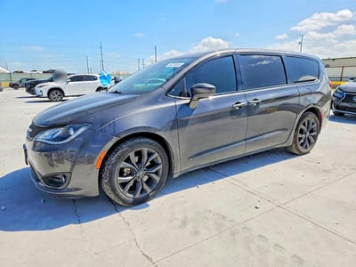 2C4RC1FG7JR****** 2018 Chrysler Pacifica