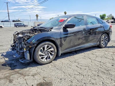 2HGFC2F70JH****** 2018 Honda Civic