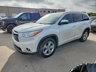 5TDDKRFH0FS****** 2015 Toyota Highlander