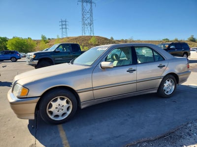 WDBHA24G0YA****** 2000 Mercedes-Benz C-Class