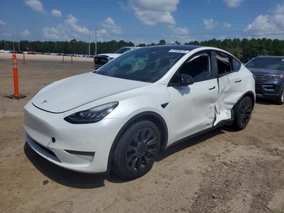 5YJYGDEE5MF****** 2021 Tesla Model Y