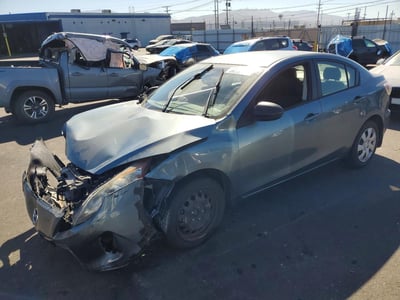 JM1BL1TG0D1****** 2013 Mazda 3
