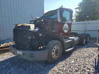 1XKYDP9X1MJ****** 2021 Kenworth T680