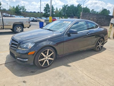 WDDGJ4HBXFG****** 2015 Mercedes-Benz C-Class