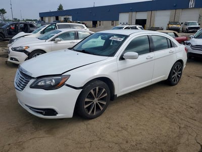1C3CCBBG7EN****** 2014 Chrysler 200