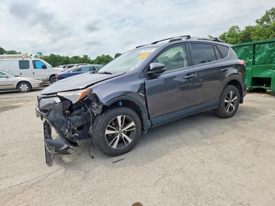 JTMRFREV6JJ****** 2018 Toyota RAV4