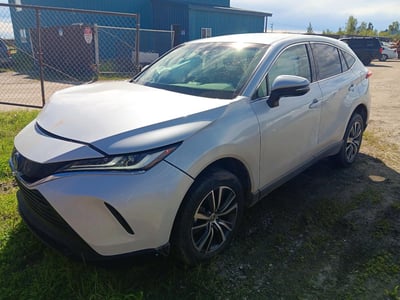 JTEAAAAH0PJ****** 2023 Toyota Venza