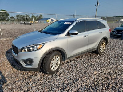 5XYPG4A33HG****** 2017 Kia Sorento