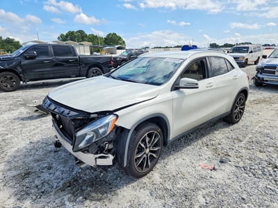 WDCTG4EB4FJ****** 2015 Mercedes-Benz GLA-Class