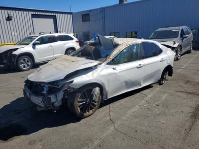 4T1K61AK4MU****** 2021 Toyota Camry