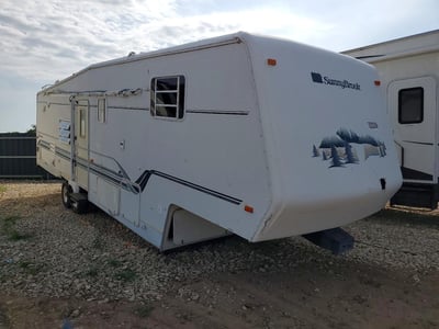 4UBBS0R20W1****** 1998 Sunnybrook RV Transport