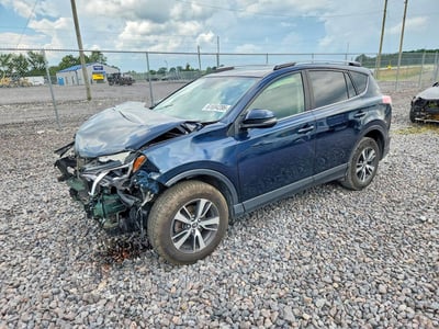 JTMRFREV1HJ****** 2017 Toyota RAV4